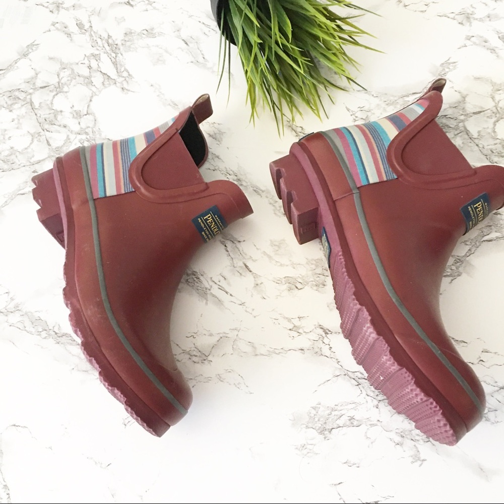 Pendleton red striped rain boots size 9/40